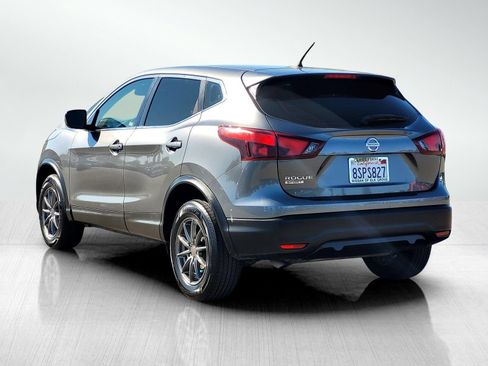 Used 2019 Nissan Rogue Sport S FWD image 9