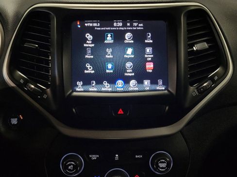 Used 2018 Jeep Cherokee Latitude Plus FWD image 25
