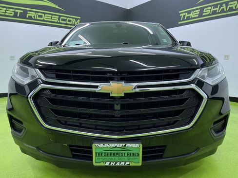Used 2018 Chevrolet Traverse LS FWD image 3
