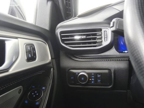 Used 2021 Ford Explorer ST w/ Equipment Group 401A image 19