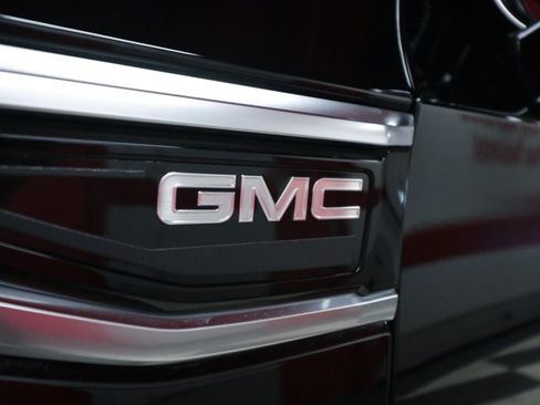 Used 2024 GMC Yukon Denali w/ Denali Reserve Package AWD/4WD image 44