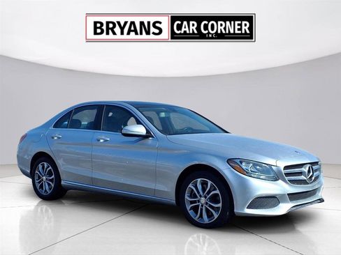 Used 2015 Mercedes-Benz C 300 4MATIC Sedan image 24