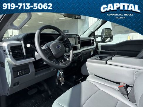 New 2025 Ford F450 XL image 19
