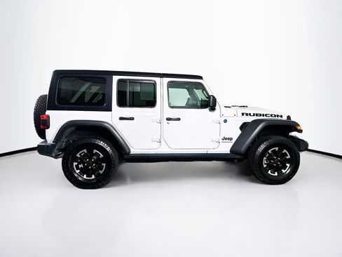 Used 2024 Jeep Wrangler Unlimited Rubicon 4xe AWD/4WD image 10