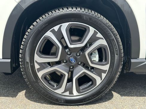 Certified 2023 Subaru Ascent Limited w/ Technology Package AWD/4WD image 7