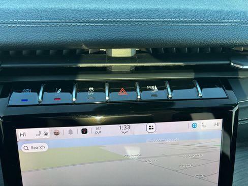 Used 2024 Jeep Grand Cherokee Limited 4xe w/ Luxury Tech Group II image 21