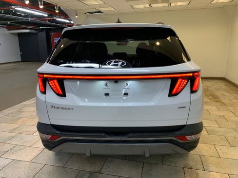 Used 2022 Hyundai Tucson Limited w/ Cargo Package AWD/4WD image 7