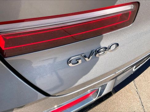 Used 2024 Genesis GV80 2.5T image 30