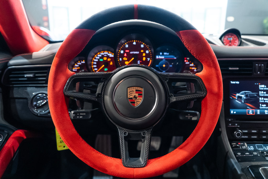 Used 2018 Porsche 911 GT2 RS RWD image 5