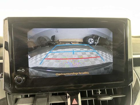 Used 2024 Toyota Corolla LE image 17