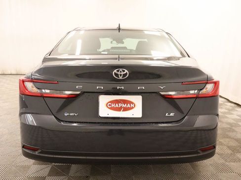 Used 2025 Toyota Camry LE FWD image 5