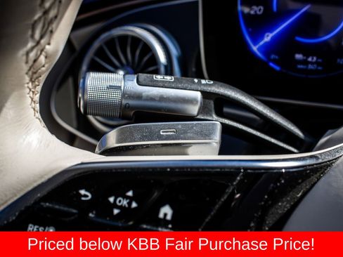 Used 2022 Mercedes-Benz EQS 450+ Sedan image 19