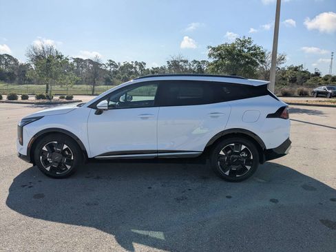 Used 2026 Kia Sportage SX FWD image 7