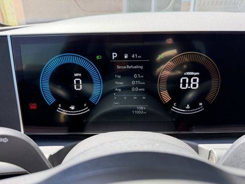 Used 2025 Hyundai Santa Cruz SEL FWD image 17
