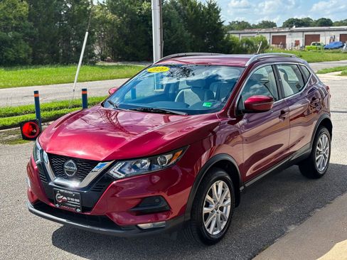 Used 2020 Nissan Rogue Sport SV w/ All-Weather Package image 2