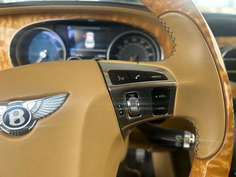 Used 2015 Bentley Flying Spur V8 image 20