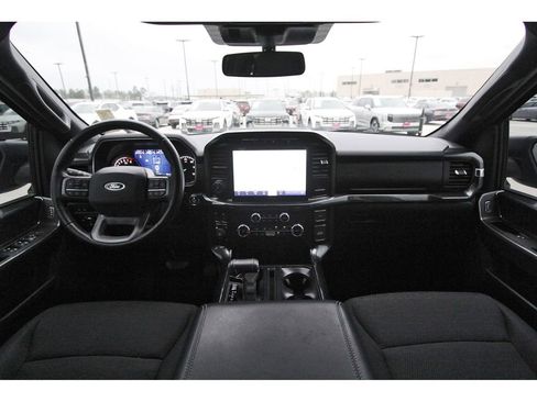 Used 2022 Ford F150 XLT w/ Equipment Group 302A High image 12