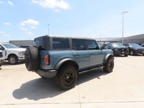 Certified 2022 Ford Bronco Wildtrak AWD/4WD image 9
