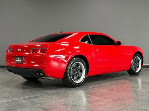 Used 2010 Chevrolet Camaro LS image 5