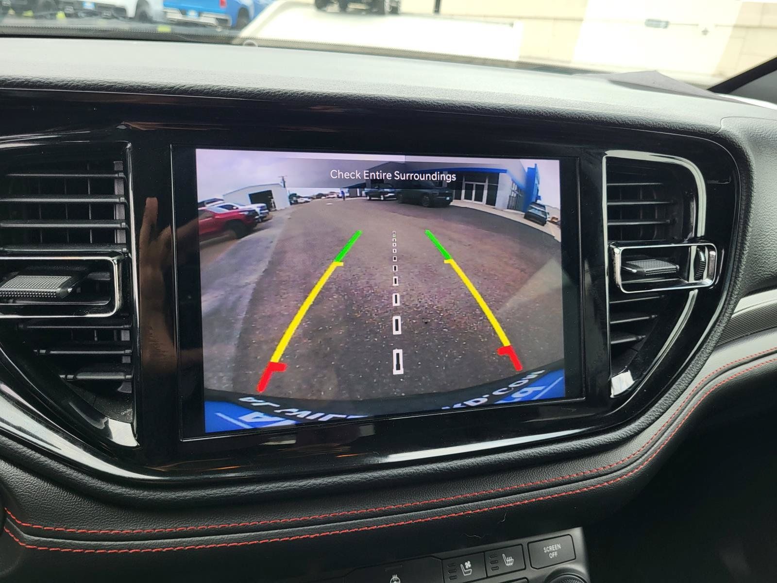 Used 2024 Dodge Durango GT RWD image 23