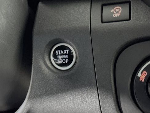 New 2025 Nissan Frontier SV w/ SV Convenience Package image 19