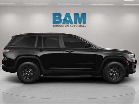 New 2025 Jeep Grand Cherokee Altitude image 15