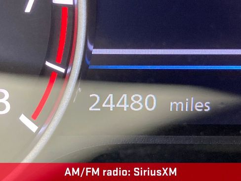 Used 2025 Nissan Sentra SV FWD image 6