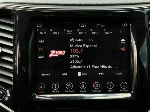 Used 2019 Jeep Cherokee Limited image 25