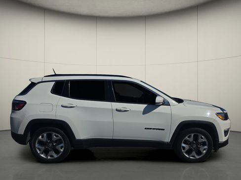 Used 2021 Jeep Compass Limited image 10