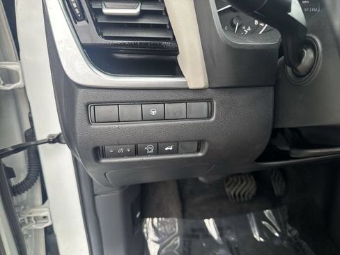 Used 2023 Nissan Rogue SL w/ SL Premium Package AWD/4WD image 26