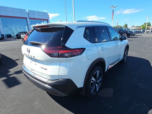 Used 2023 Nissan Rogue SL w/ SL Premium Package AWD/4WD image 3