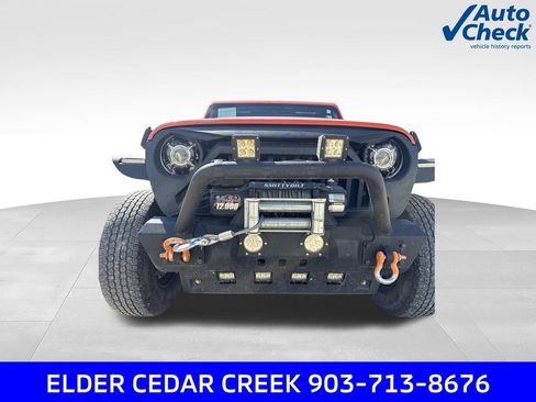 Used 2018 Jeep Wrangler Sport AWD/4WD image 3