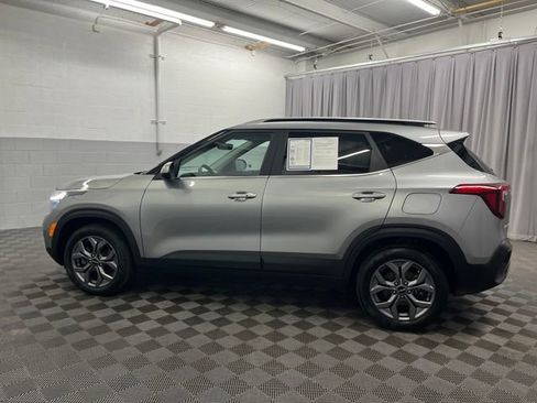 Certified 2024 Kia Seltos S image 9