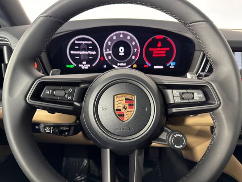 New 2026 Porsche Cayenne image 28