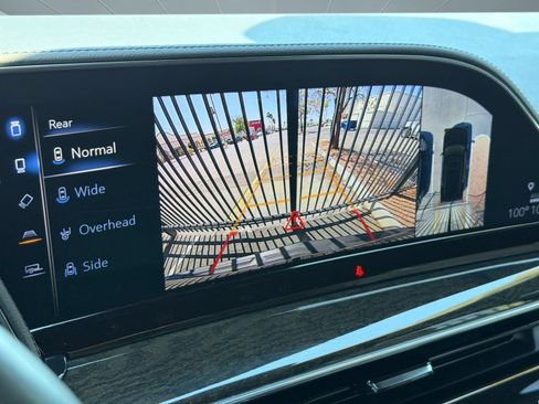 Certified 2024 Cadillac Escalade Premium Luxury AWD/4WD image 20