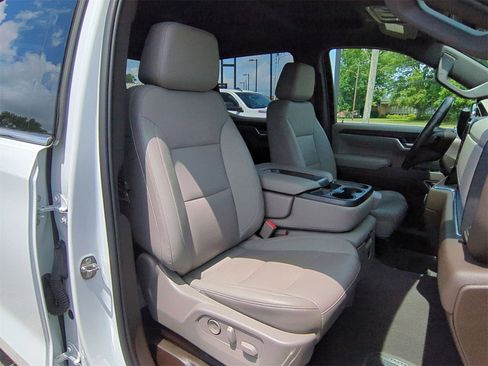 Certified 2022 GMC Sierra 1500 SLT w/ X31 Off-Road Package image 23