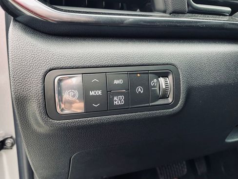 New 2026 GMC Terrain AT4 w/ Technology Package II image 10