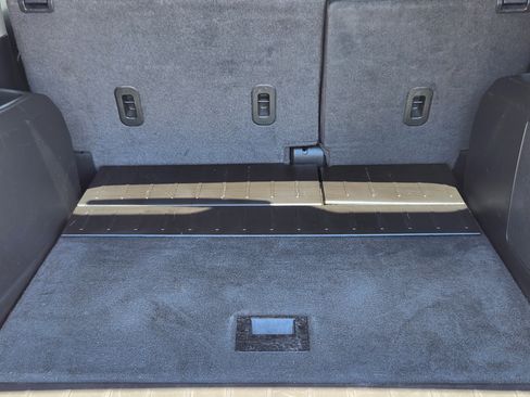 Used 2017 Chevrolet Equinox LT w/ Convenience Package AWD/4WD image 21