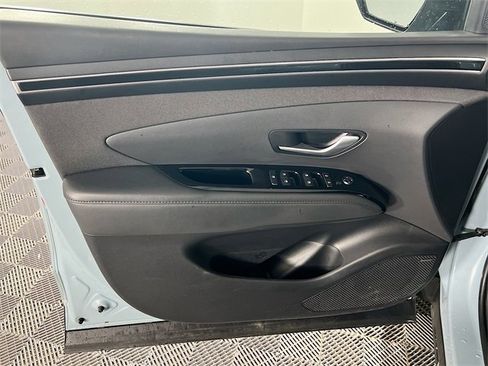 Used 2023 Hyundai Santa Cruz Limited image 19