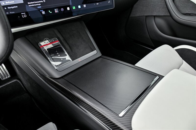 Used 2026 Tesla Model S Signature AWD/4WD image 32