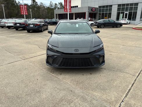 New 2026 Toyota Camry SE image 10