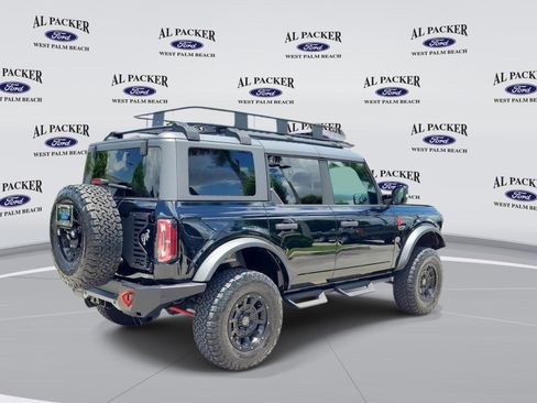 Used 2023 Ford Bronco Badlands AWD/4WD image 7