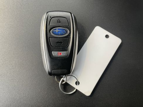 Used 2020 Subaru Outback Limited image 30