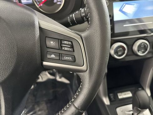 Used 2016 Subaru Forester 2.5i Limited image 12