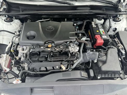 Used 2021 Toyota Camry LE FWD image 32