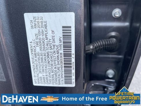 Used 2025 Honda Pilot Black Edition image 32
