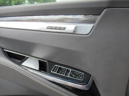 New 2026 Cadillac Escalade V AWD/4WD image 24