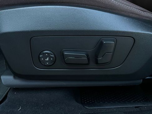 Used 2023 BMW X1 xDrive28i w/ Premium Package image 12