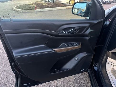 Used 2019 GMC Acadia SLE w/ Driver Alert Package I image 18