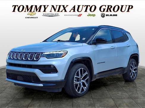 Used 2025 Jeep Compass Limited w/ Elite Group AWD/4WD image 1